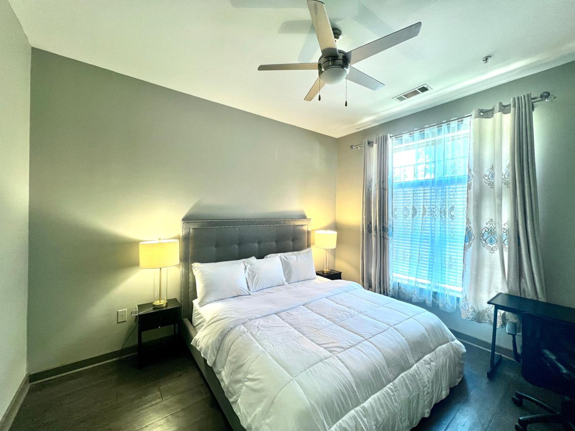 Uptown Modern 2br * Charlotte